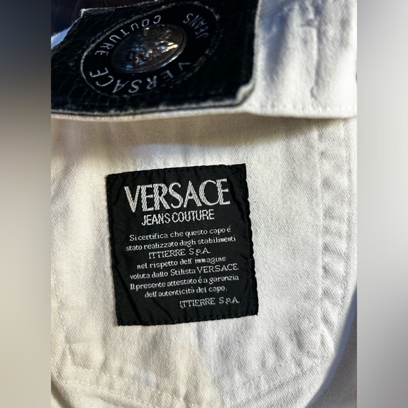 Versace Jeans Couture white denim high waisted Mom jeans. Size 32 - Picture 10 of 15